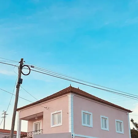 Mae Story Chalet